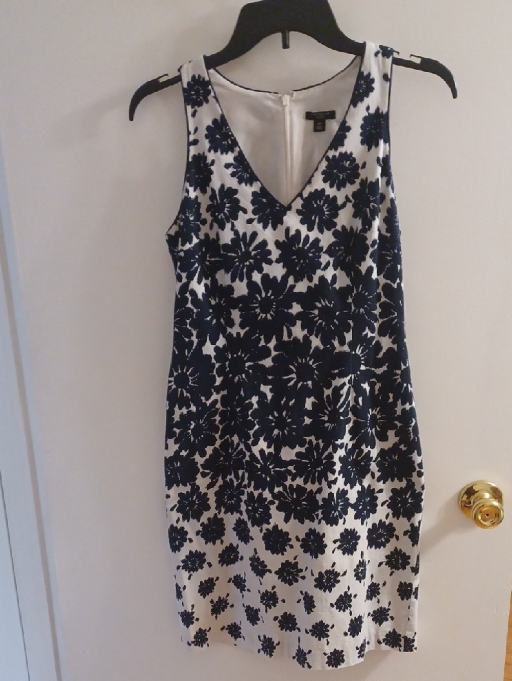 Ann Taylor White and Navy Floral Midi Dress